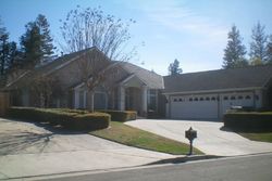 Pre-foreclosure in  E DARTMOUTH DR Fresno, CA 93730