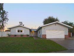 Pre-foreclosure in  N LAUREEN AVE Fresno, CA 93703