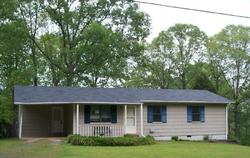 Pre-foreclosure Listing in GILMORE RD JASPER, AL 35504