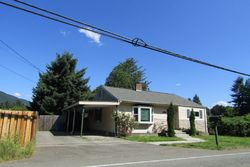 Pre-foreclosure in  412TH AVE SE North Bend, WA 98045