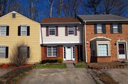 Pre-foreclosure in  GREENLAW DR Virginia Beach, VA 23464