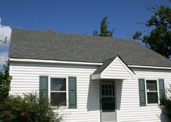 Pre-foreclosure in  OAKLEIGH AVE Appomattox, VA 24522