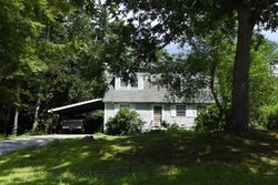 Pre-foreclosure Listing in SANDHILL DR MERRIMACK, NH 03054