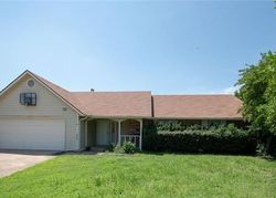 Pre-foreclosure in  W 115TH ST S Jenks, OK 74037
