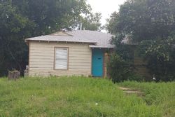 Pre-foreclosure in  S 12TH ST Abilene, TX 79605