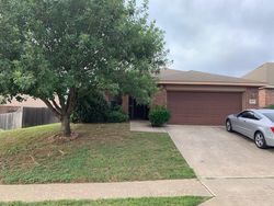 Pre-foreclosure in  PLATEAU DR Fort Worth, TX 76120