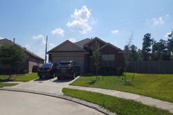 Pre-foreclosure in  SUNDOWN PASS DR Spring, TX 77373
