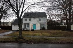 Pre-foreclosure in  BUCKS DR Barnegat, NJ 08005