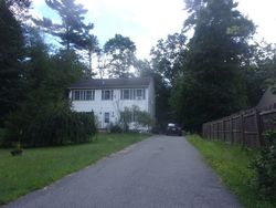 Pre-foreclosure Listing in HOWLAND RD ASSONET, MA 02702