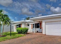 Pre-foreclosure in  NW 4TH AVE Pompano Beach, FL 33064