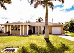 Pre-foreclosure in  SE 43RD TER Cape Coral, FL 33904