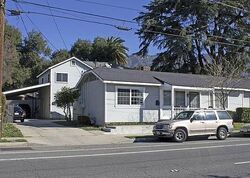 Pre-foreclosure in  E WOODBURY RD Altadena, CA 91001