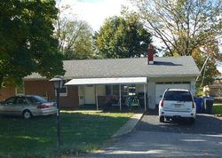 Pre-foreclosure in  HOGESTOWN RD Mechanicsburg, PA 17050
