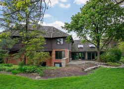 Pre-foreclosure Listing in MIDWEST CLUB PKWY OAK BROOK, IL 60523