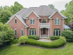 Pre-foreclosure in  NATURE TRL Cincinnati, OH 45244