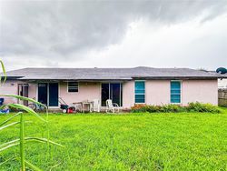 Pre-foreclosure in  SW 284TH ST Homestead, FL 33033