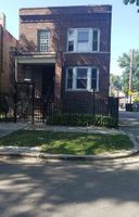  E 68th St, Chicago IL