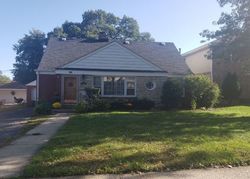 Pre-foreclosure Listing in LAWTON AVE OAK LAWN, IL 60453