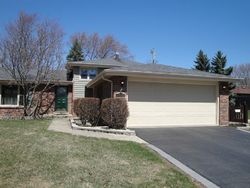 Pre-foreclosure Listing in W 145TH PL ORLAND PARK, IL 60462