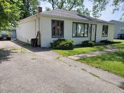 Pre-foreclosure Listing in S THOMAS AVE BRIDGEVIEW, IL 60455