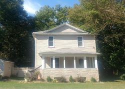Pre-foreclosure in  CANFIELD ST Huntington, IN 46750