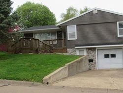 Pre-foreclosure Listing in W 6TH ST MONTICELLO, IA 52310