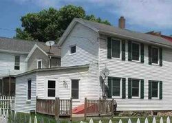 Pre-foreclosure Listing in ELM ST DUBUQUE, IA 52001