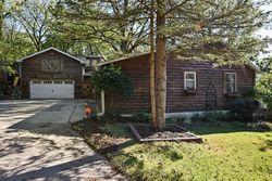 Pre-foreclosure in  HILLSIDE LN Dundee, IL 60118