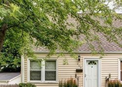 N Grove St, Carpentersville IL