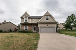 Pre-foreclosure Listing in W 52ND TER SHAWNEE, KS 66226