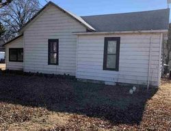 Pre-foreclosure in  S KING ST Mount Hope, KS 67108