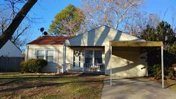 Pre-foreclosure in  PRAIRIE PARK RD Wichita, KS 67218