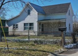 Pre-foreclosure Listing in GRISSOM LN SHELBYVILLE, IN 46176