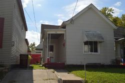 Pre-foreclosure Listing in E 42ND ST LATONIA, KY 41015