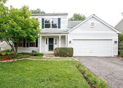 Pre-foreclosure in  CARIBOU DR Grayslake, IL 60030