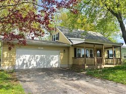 Pre-foreclosure in  EAGLE CREEK RD Valparaiso, IN 46385