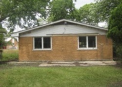  E 134th St, Riverdale IL