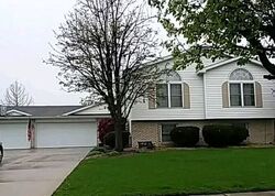 Pre-foreclosure in  HAWK DR Schererville, IN 46375