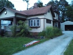 Pre-foreclosure in  W 204TH ST Cleveland, OH 44126