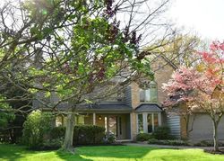 Pre-foreclosure in  REEDS COURT TRL Westlake, OH 44145