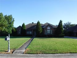 Pre-foreclosure in  RUE CANNES DR Lake Charles, LA 70605