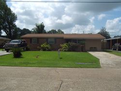 Pre-foreclosure in  TUDOR ST Houma, LA 70364