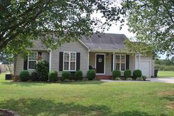 Pre-foreclosure Listing in DORNING RD TONEY, AL 35773