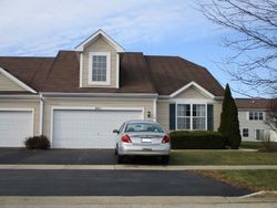 Pre-foreclosure Listing in COBBLESTONE CIR HARVARD, IL 60033