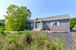  N Pebble Dr, Mchenry IL