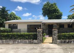 Pre-foreclosure in  NW 28TH AVE Miami, FL 33147