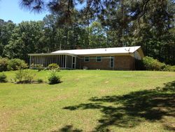 Pre-foreclosure Listing in E J SMITH RD LUMBERTON, MS 39455