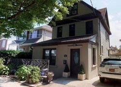 Pre-foreclosure in  ATLANTIC AVE Staten Island, NY 10305