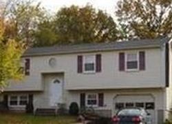  Red Fox Ln, Meriden CT