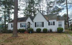 Pre-foreclosure Listing in MEMORIAL DR E AHOSKIE, NC 27910